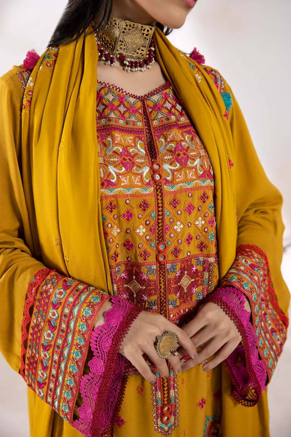 img_sappahire_winter_collection_awwal_boutique