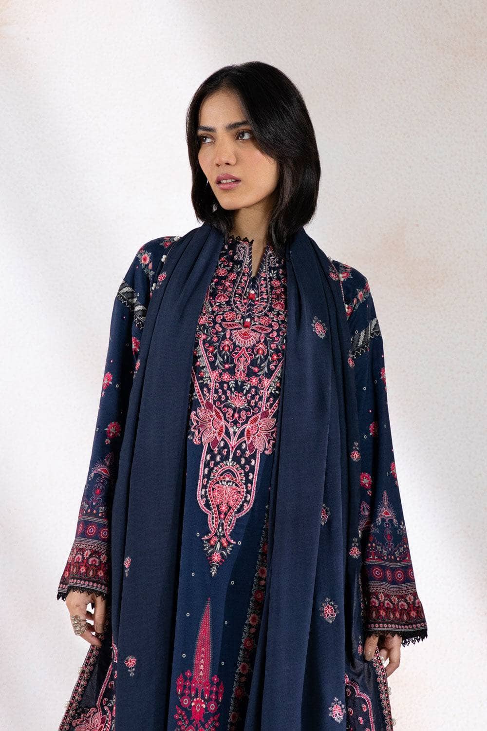 Img_sapphire_winter_2022_awwal_boutique