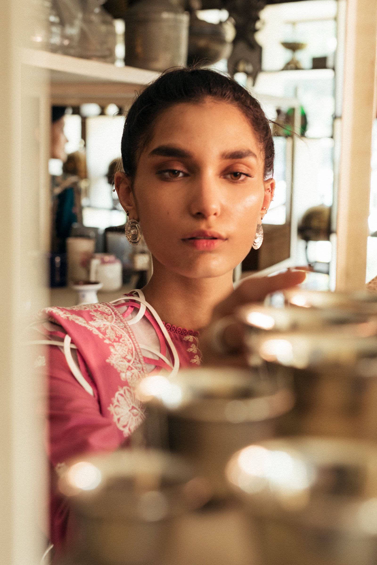 img_zaha_humrahi_winter_collection_awwal_boutique