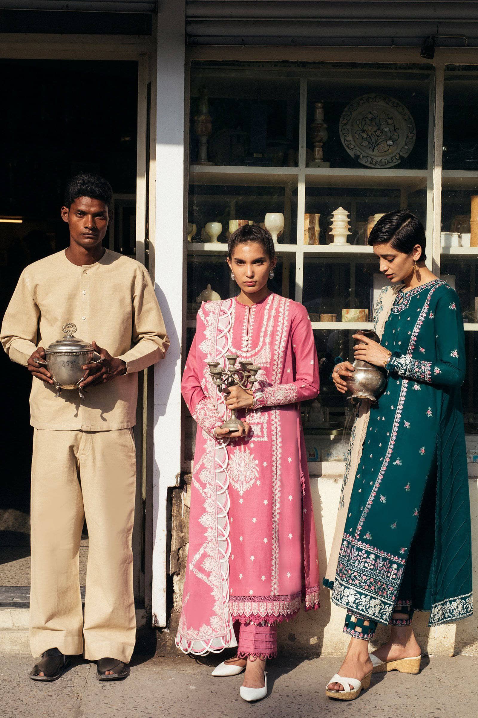 img_zaha_humrahi_winter_collection_awwal_boutique