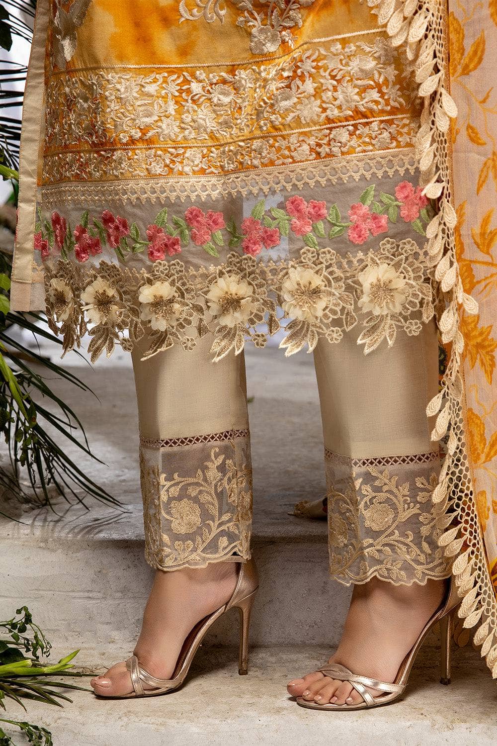 img_azure_lawn_22_awwal_boutique