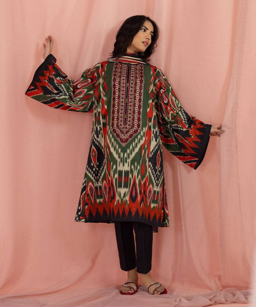 img_sapphire_lawn_23_awwal_boutique