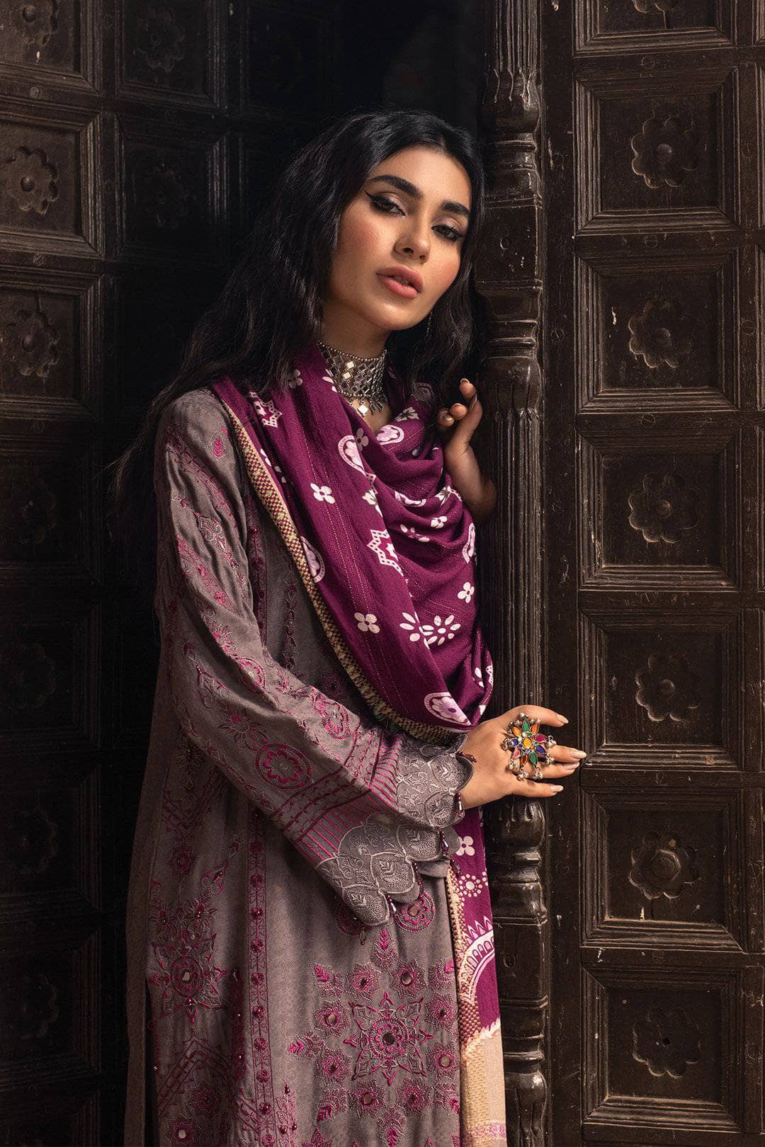 img_nureh_maya_linen_awwal_boutique