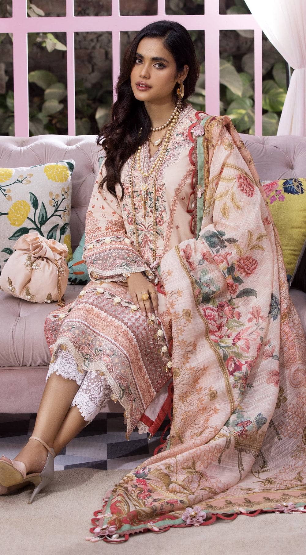 img_anaya_viva_lawn_22_awwal_boutique