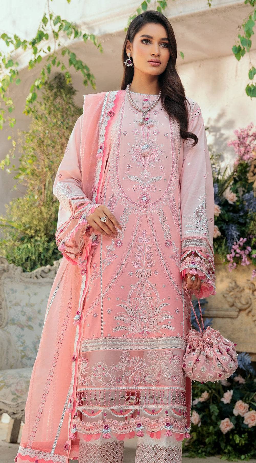 img_anaya_chikankari_lawn_awwal_boutique