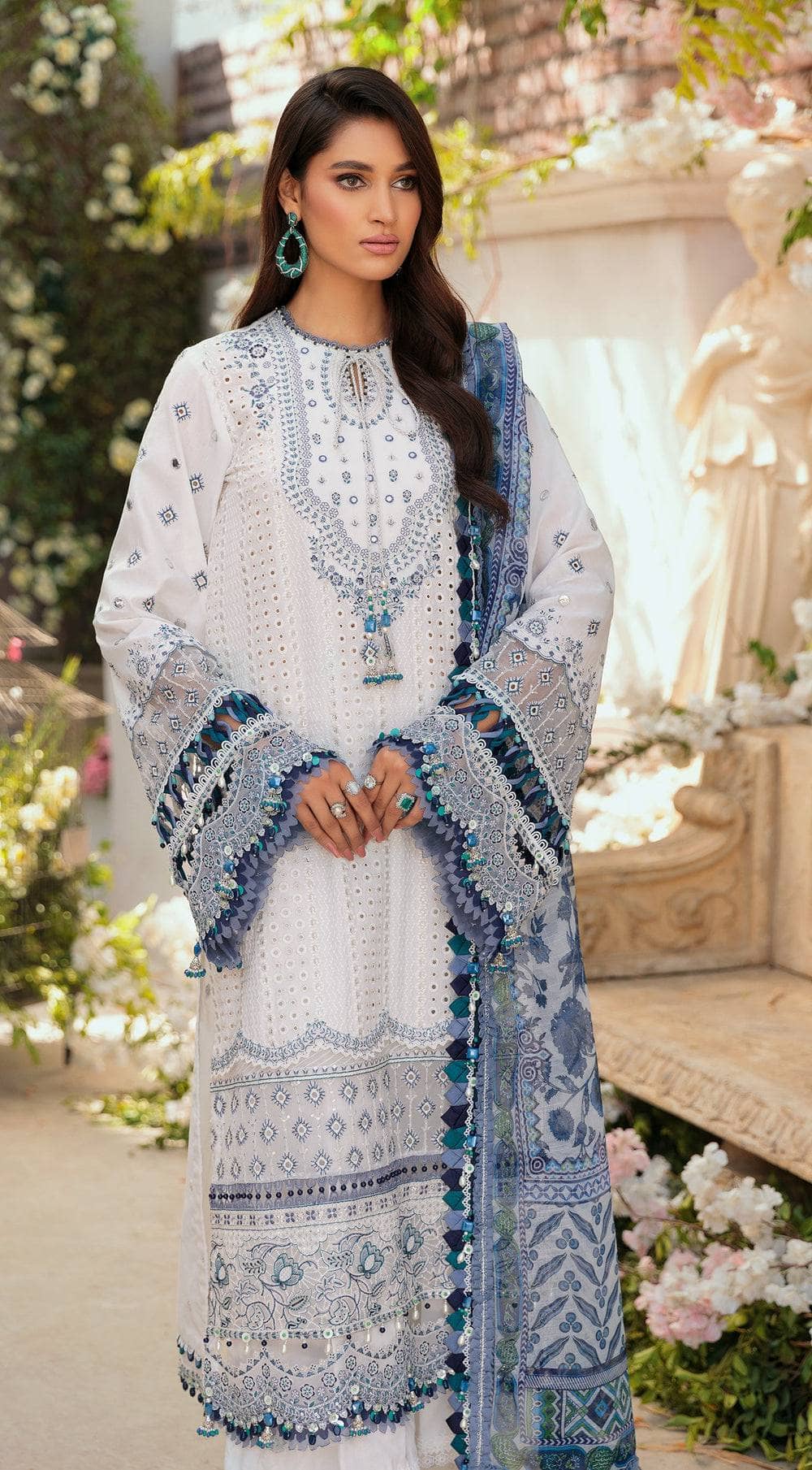 img_anaya_chikankari_lawn_awwal_boutique