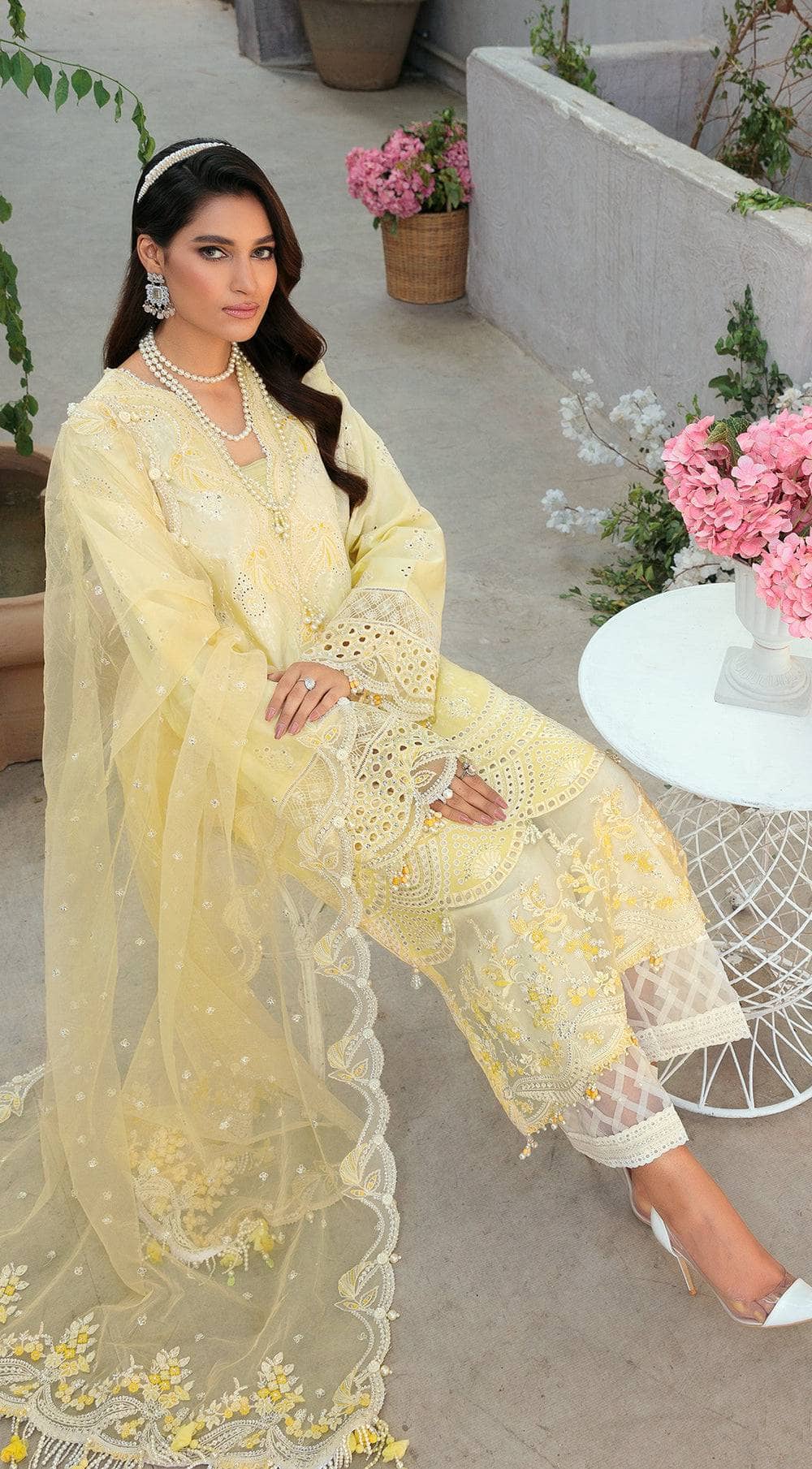 img_anaya_chikankari_lawn_awwal_boutique