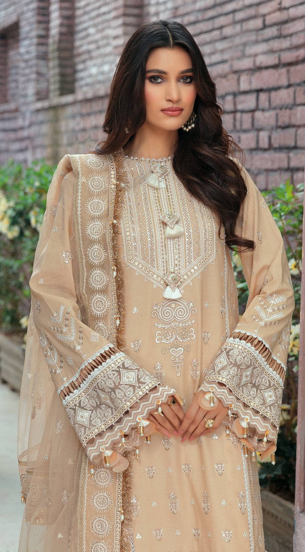 img_anaya_chikankari_lawn_awwal_boutique