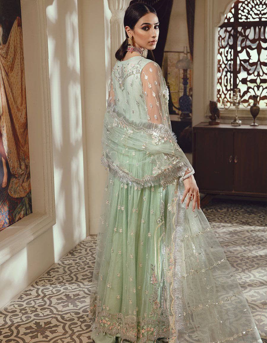 img_emaan_adeel_belle_robe_wedding_edition_awwal_boutique
