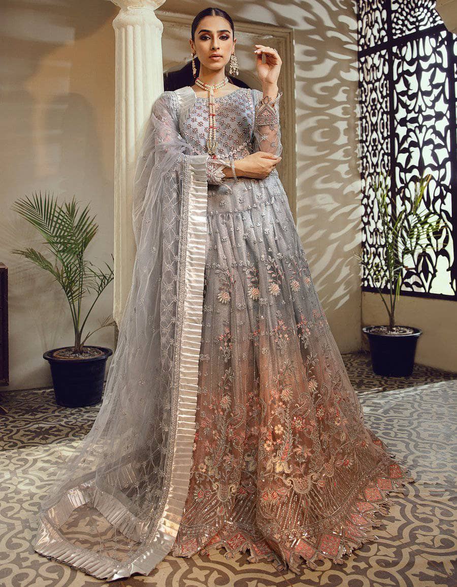 img_emaan_adeel_belle_robe_wedding_edition_awwal_boutique