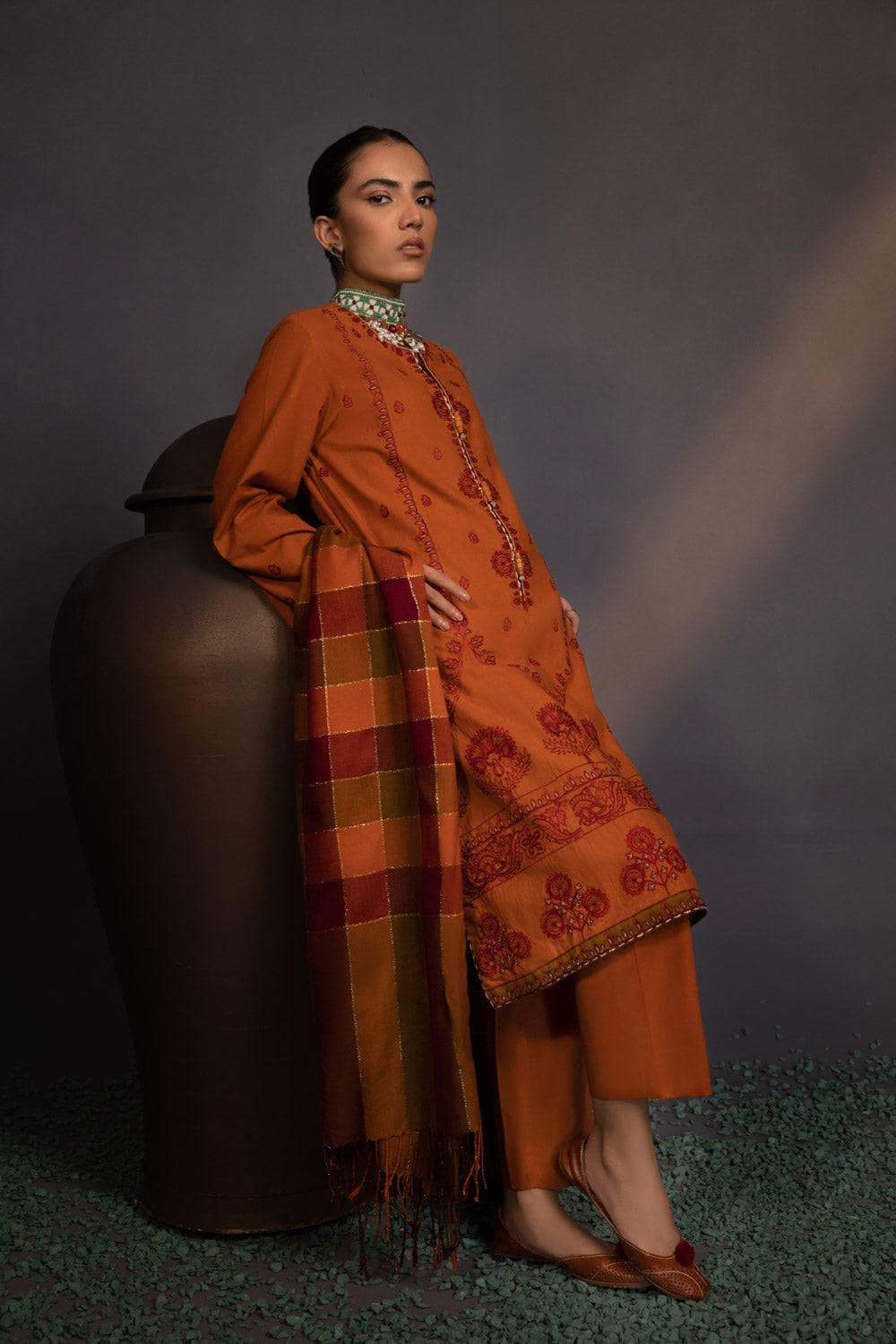 Img_sapphire_winter_2022_awwal_boutique