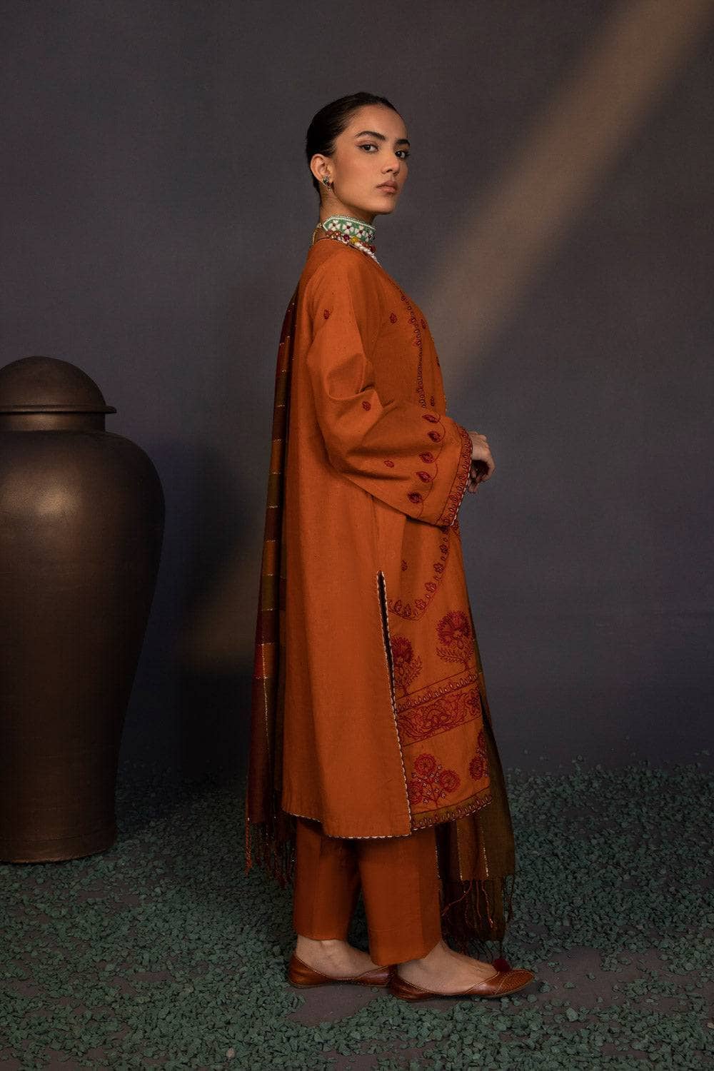 Img_sapphire_winter_2022_awwal_boutique