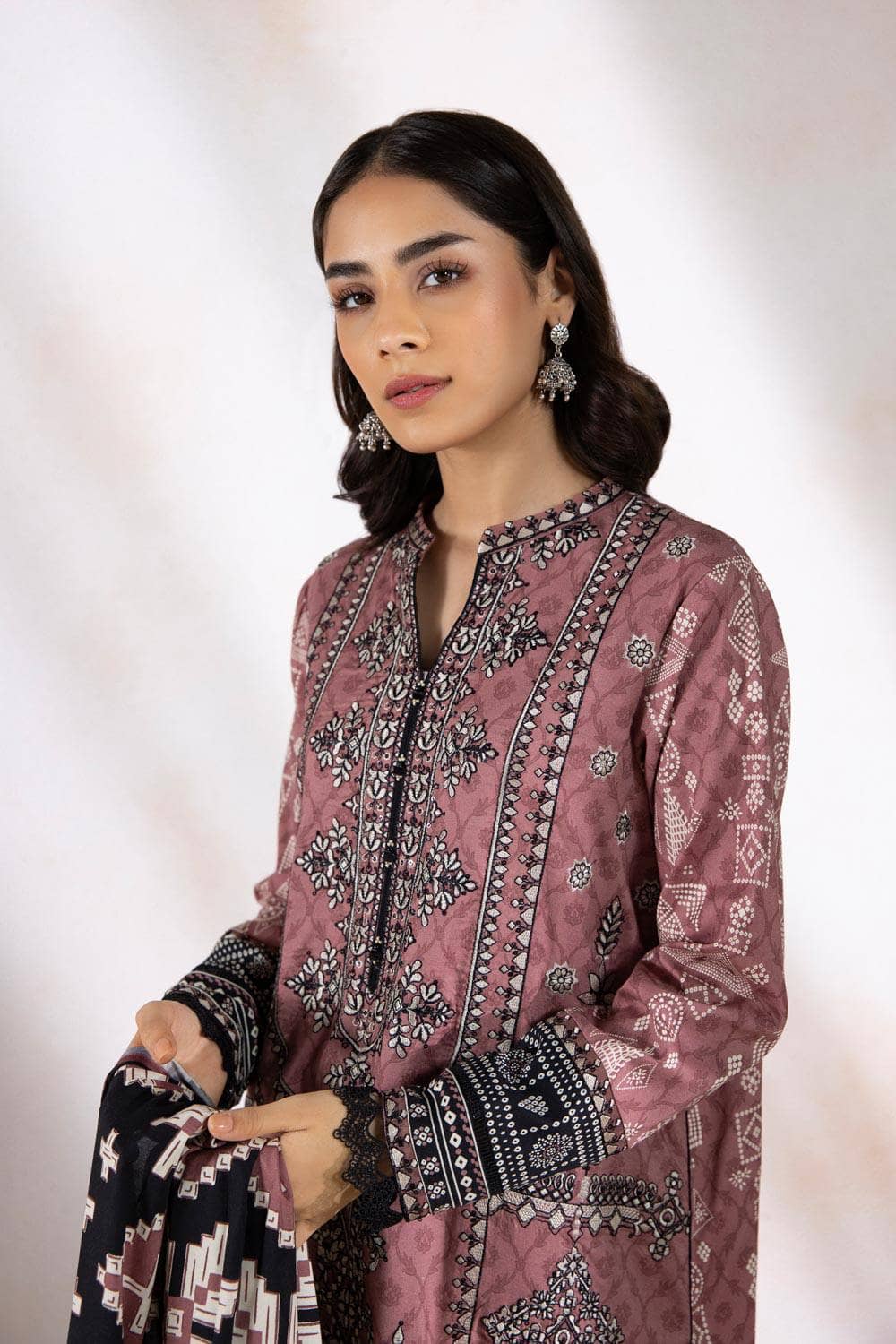 img_sappahire_winter_collection_awwal_boutique