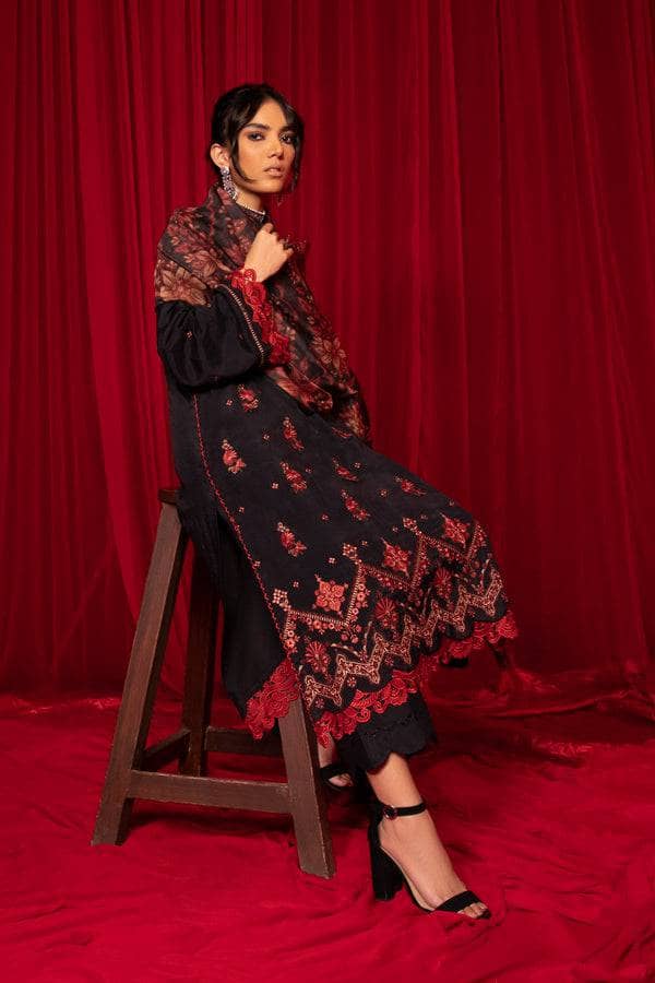 img_sapphire_silk_22_awwal_boutique