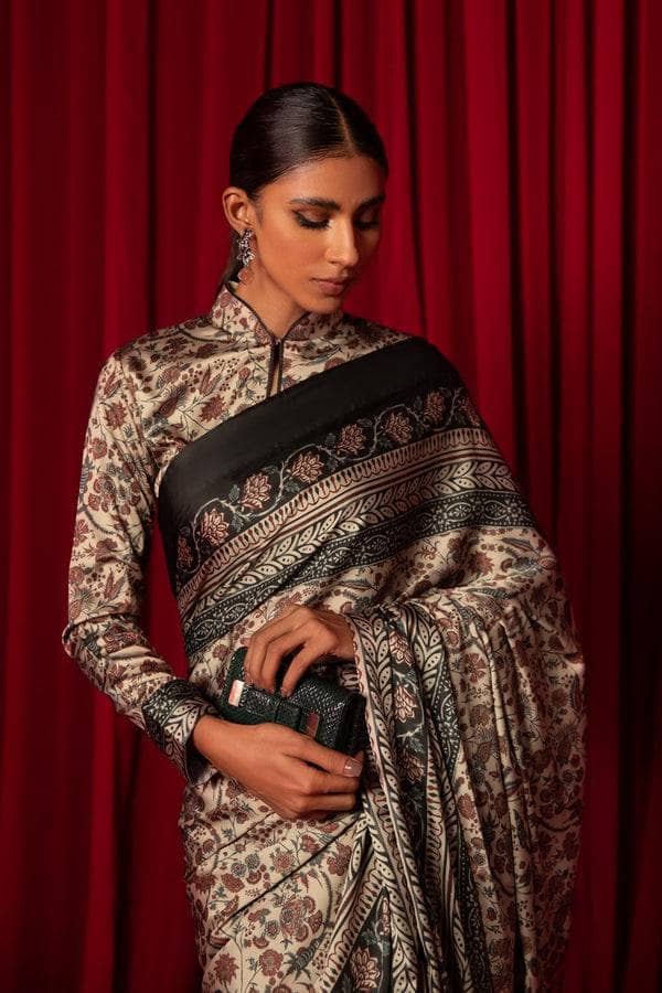 img_sapphire_silk_22_awwal_boutique