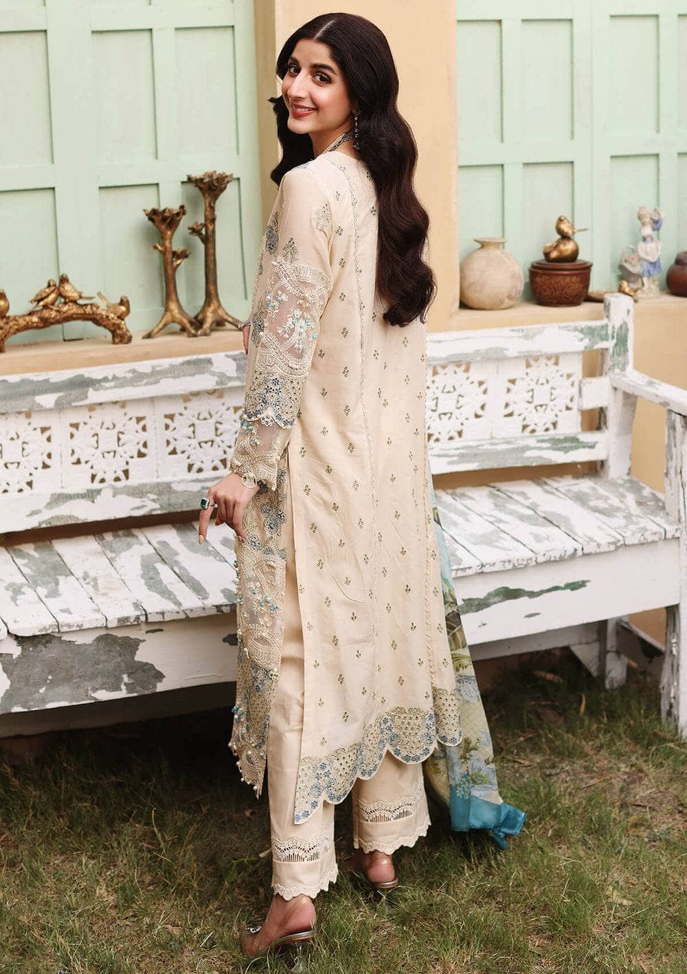 img_elaf_luxury_lawn_22_awwal_boutique