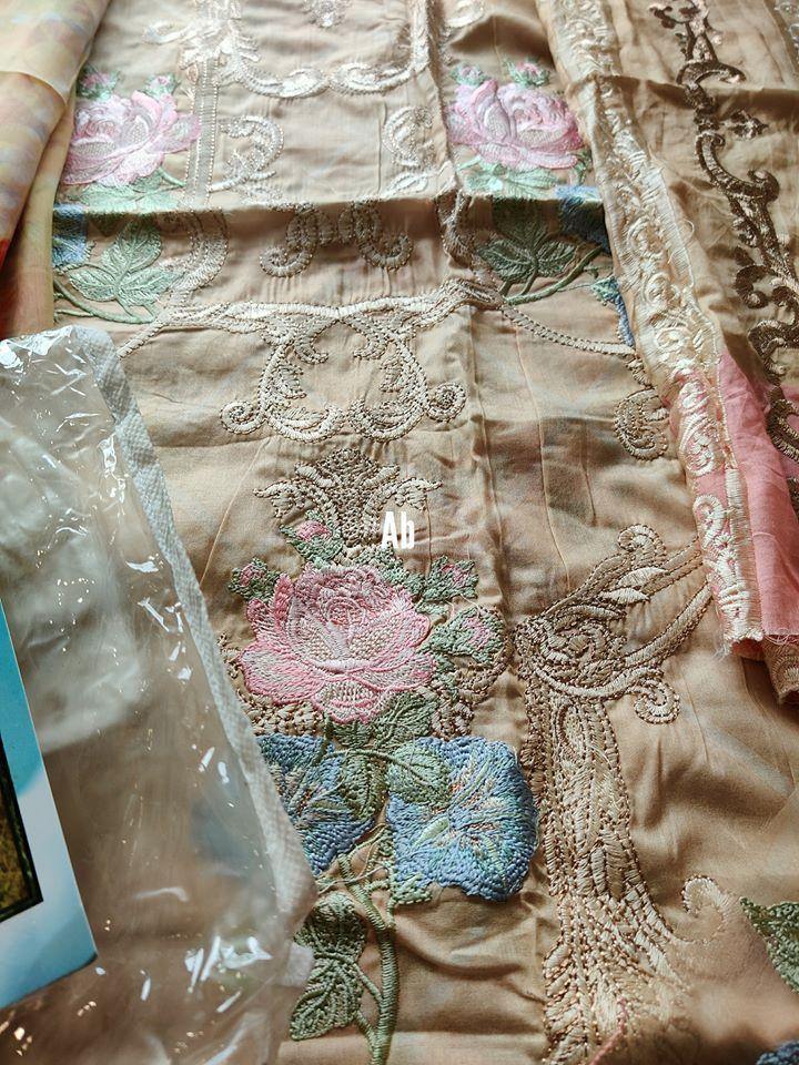 img_open_pics_rouche_lawn_awwal_boutique