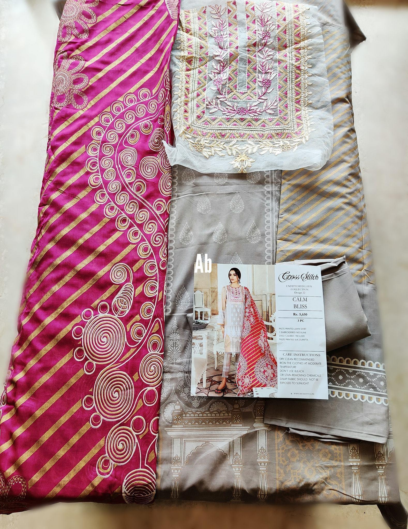 img_cross_stitch_sheesh_mahal_lawn_awwal_boutique