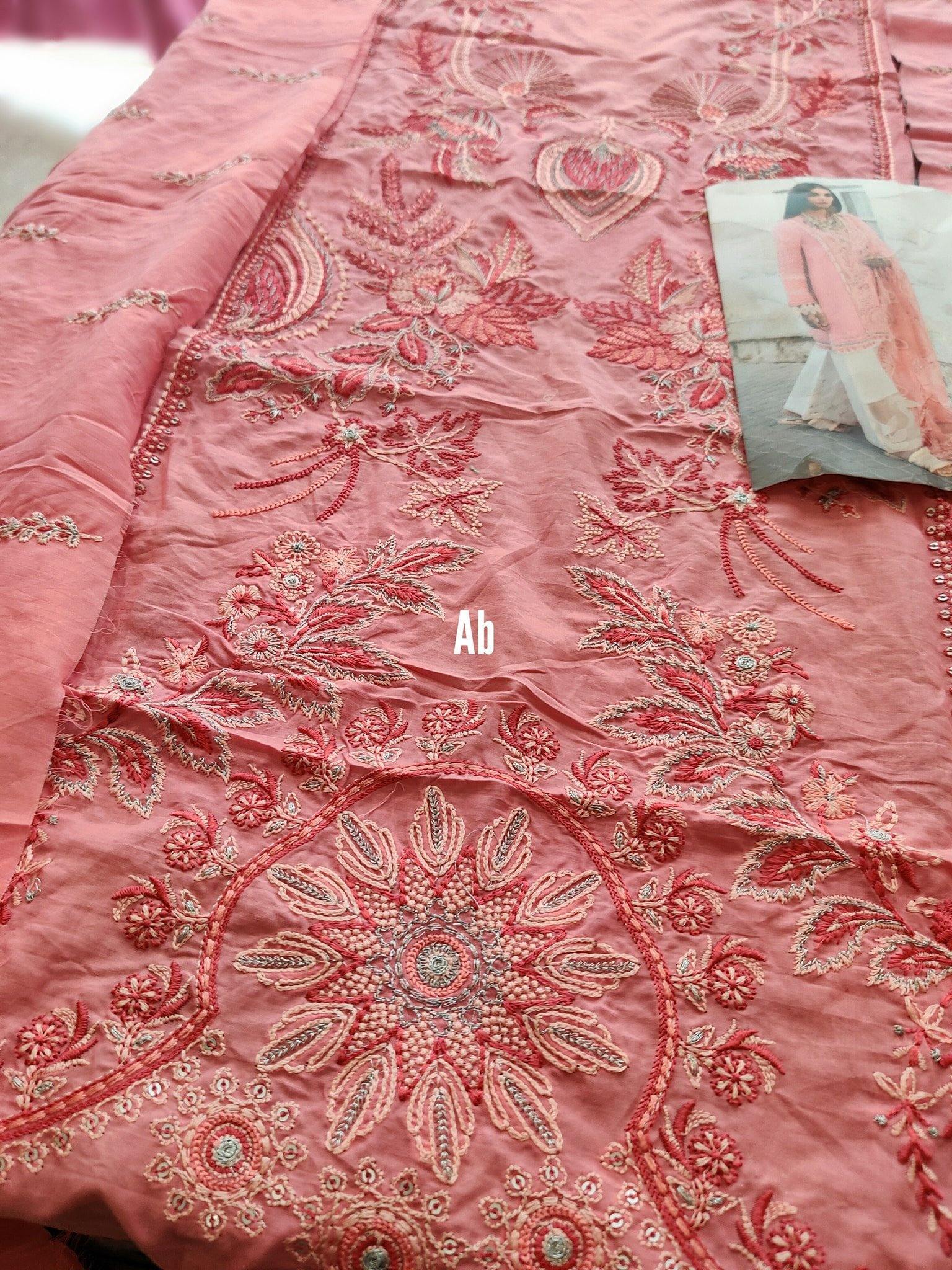 img_elan_lawn_open_pics_awwal_boutique