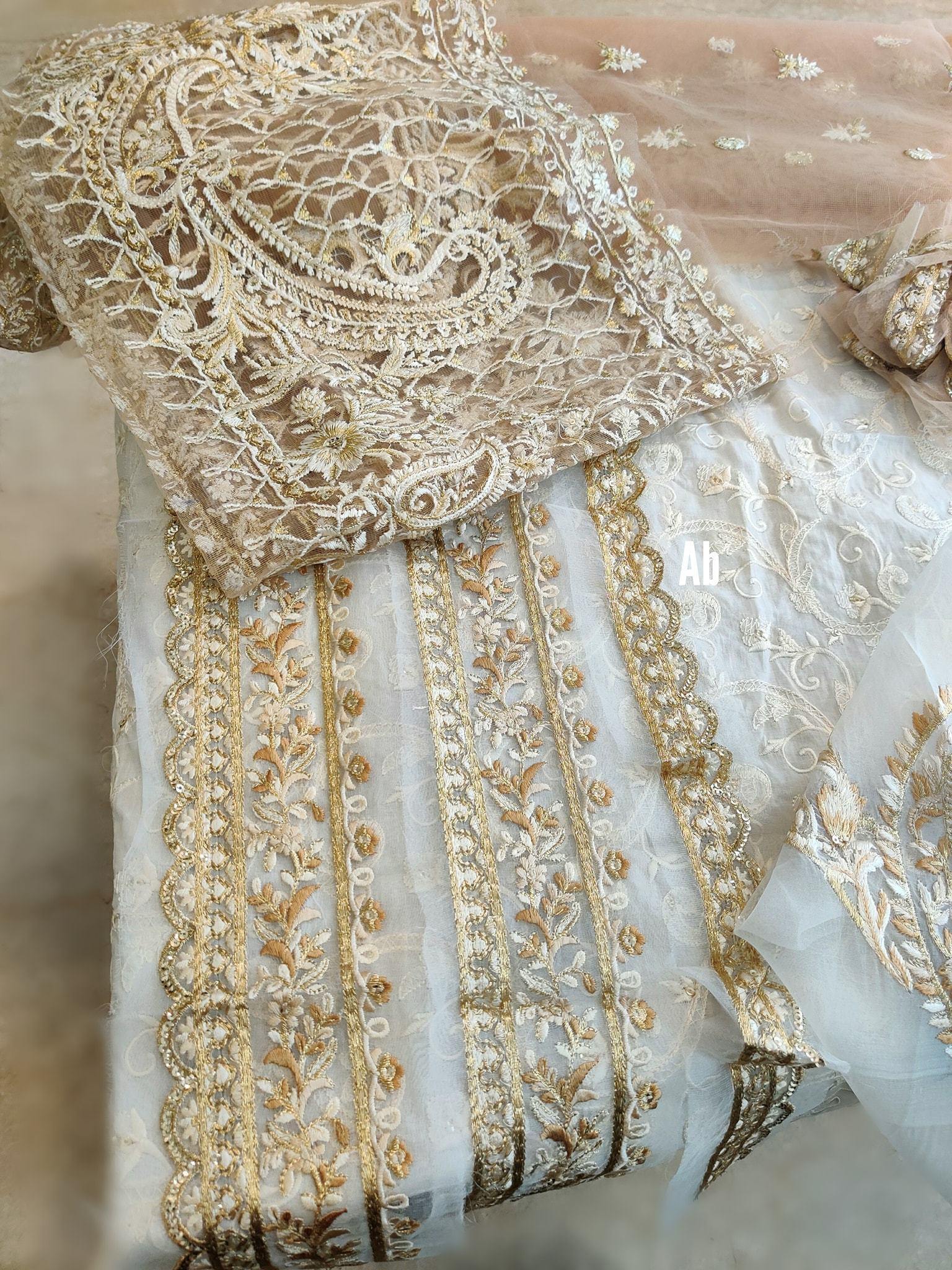 img_open_pics_anaya_festive_lawn_awwal_boutique