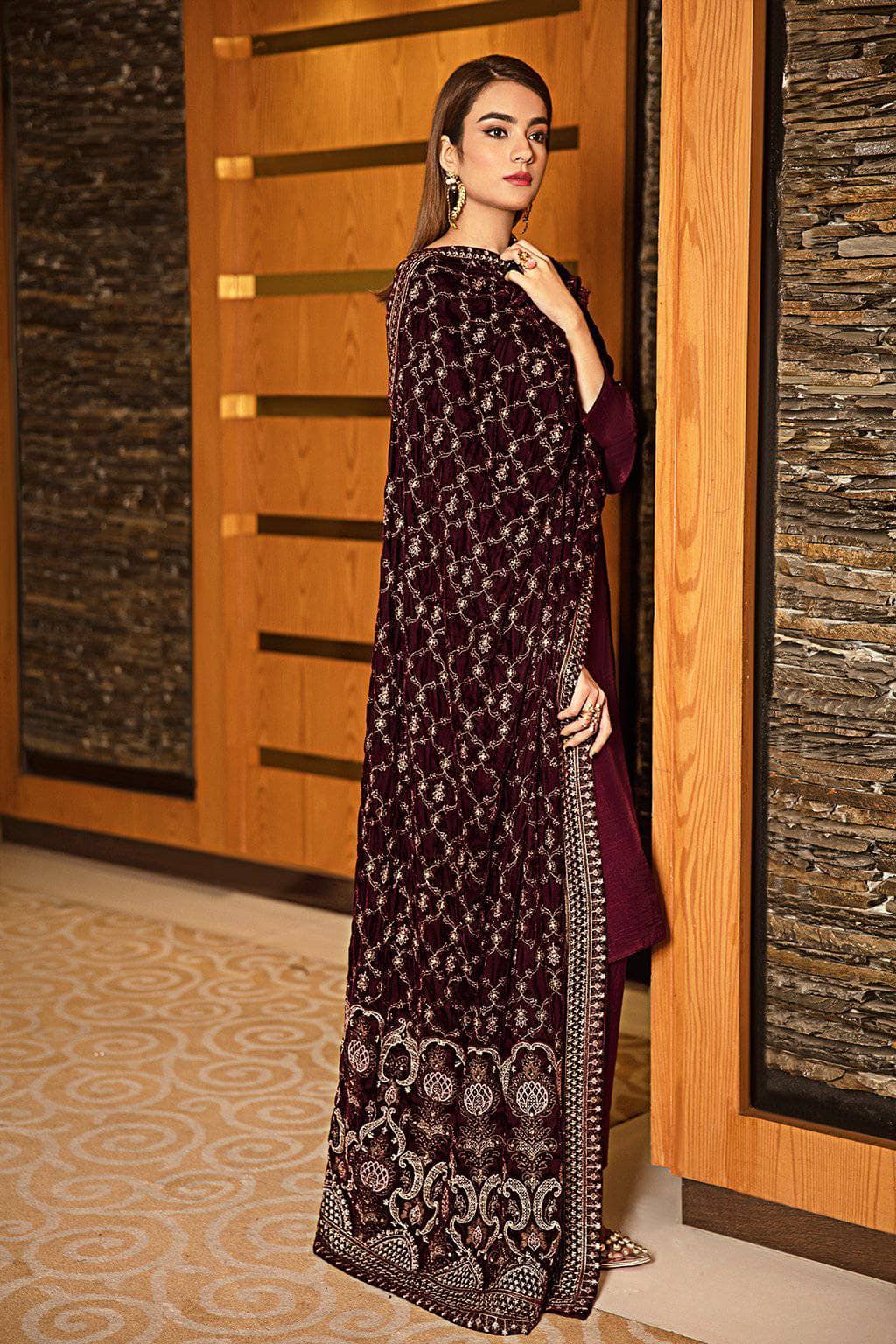 img_ramsha_velvet_shawl_collection_21_awwal_boutique