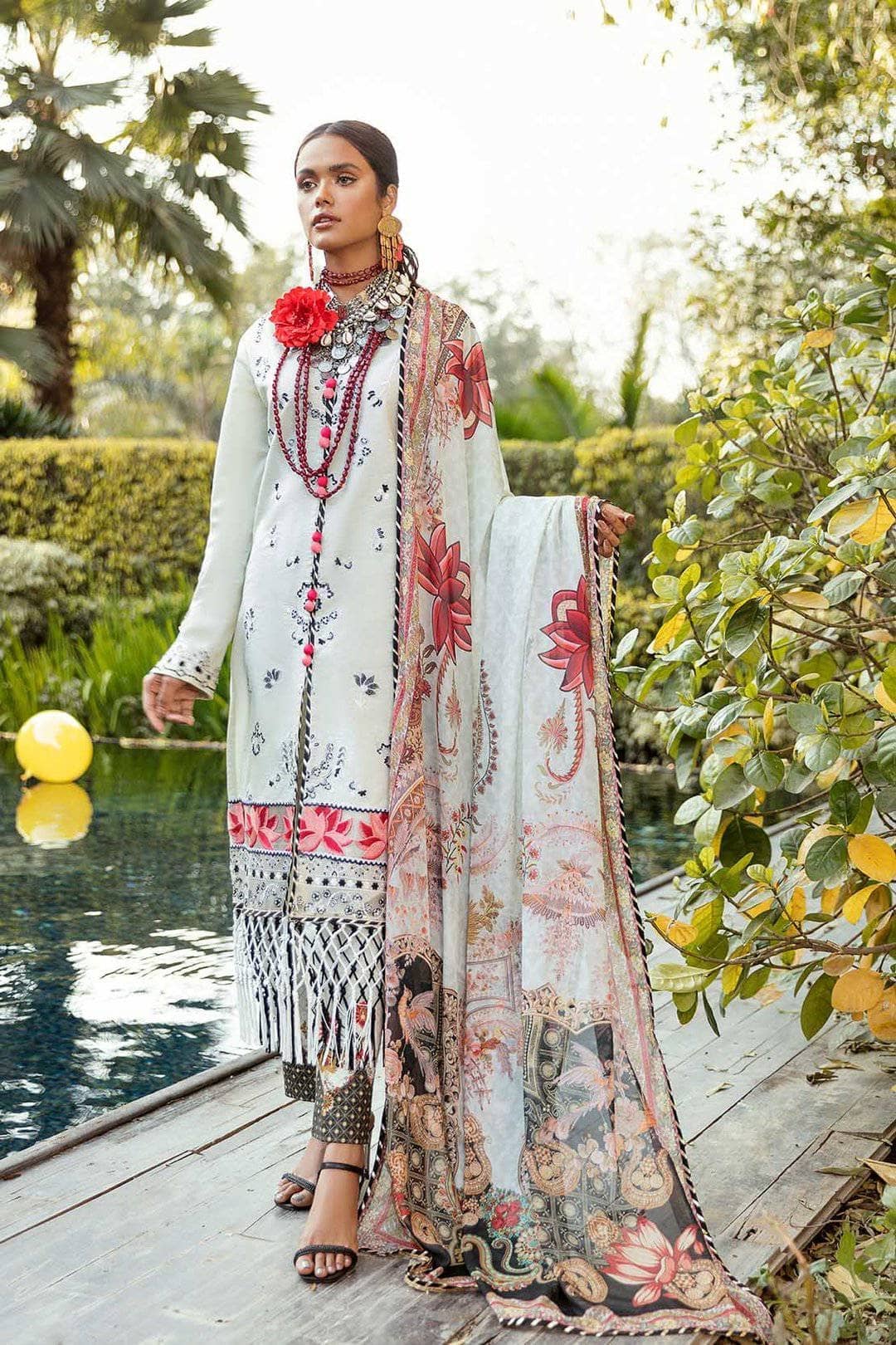 img_so_kamal_luxury_lawn_2021_awwal_boutique