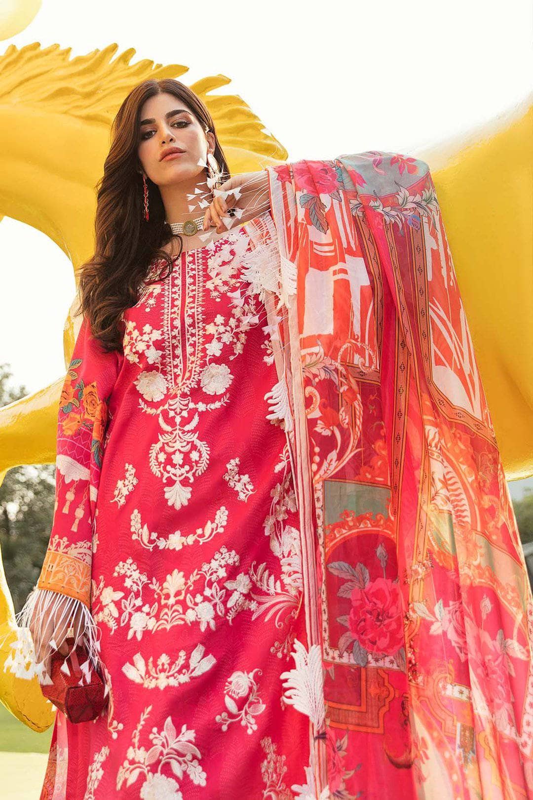 img_so_kamal_luxury_lawn_2021_awwal_boutique