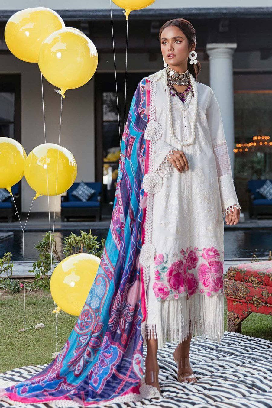 img_so_kamal_luxury_lawn_2021_awwal_boutique