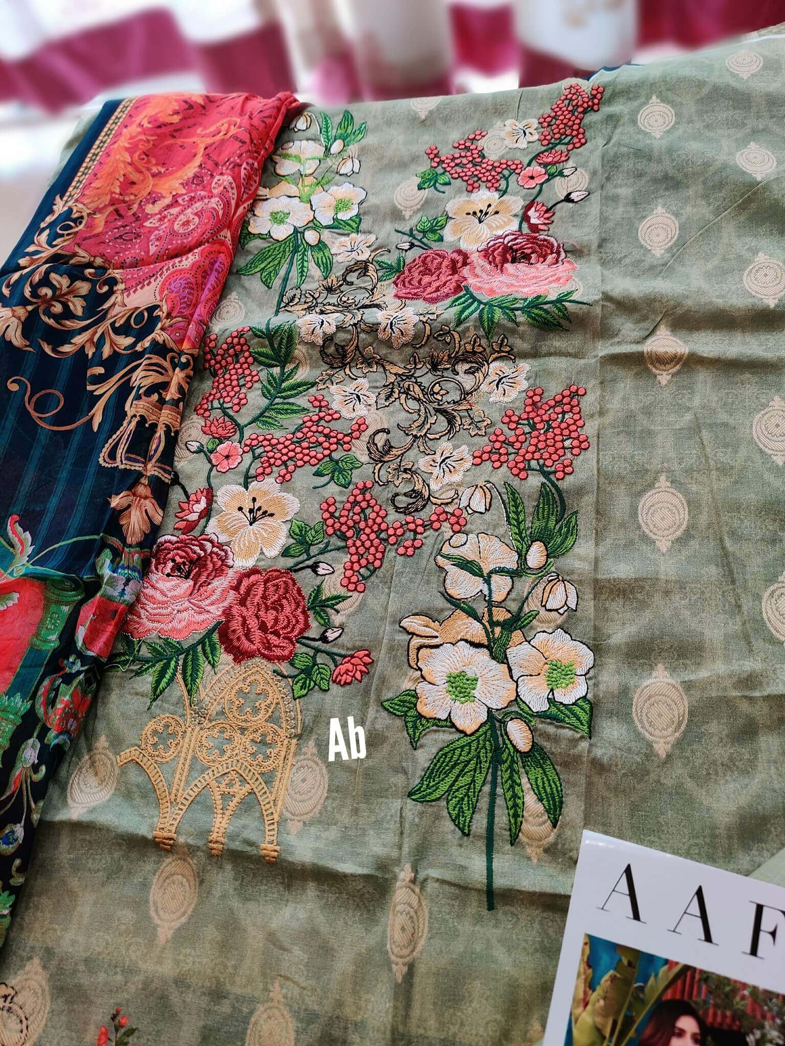 img_open_pic_afreen_by_riaz_arts_awwal_boutique