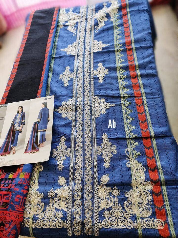 img_open pics_khaadi_awwal_boutique