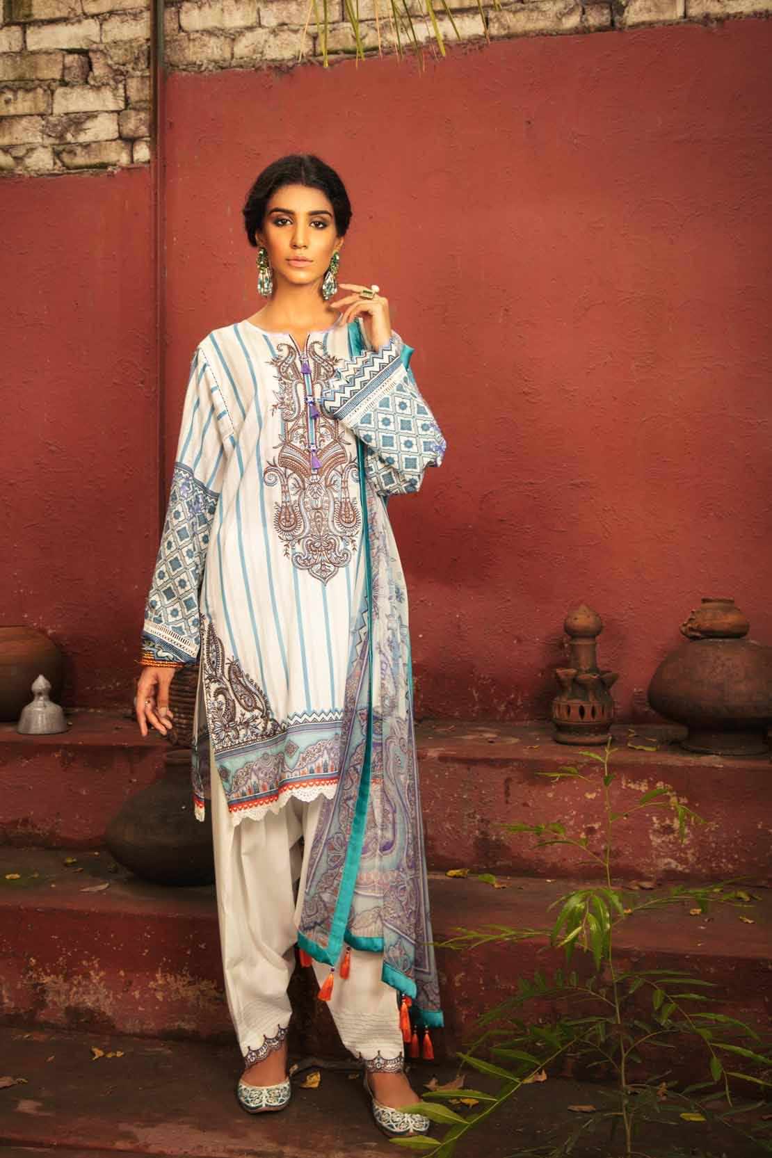 img_afsaneh_lawn_2020_awwal_boutique