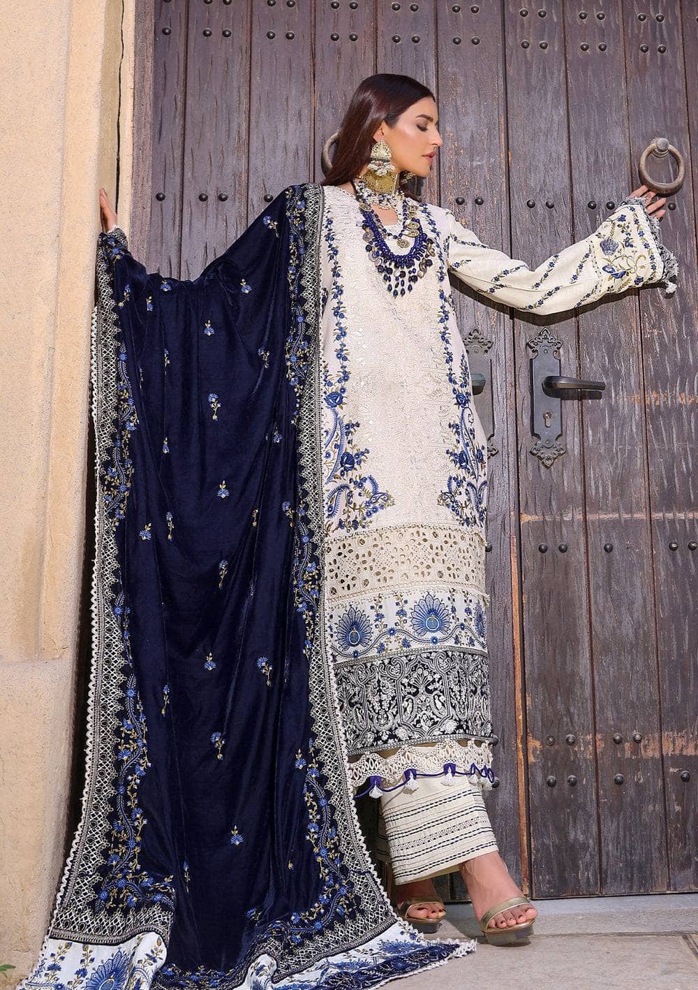 img_elaf_winter_22_awwal_boutique