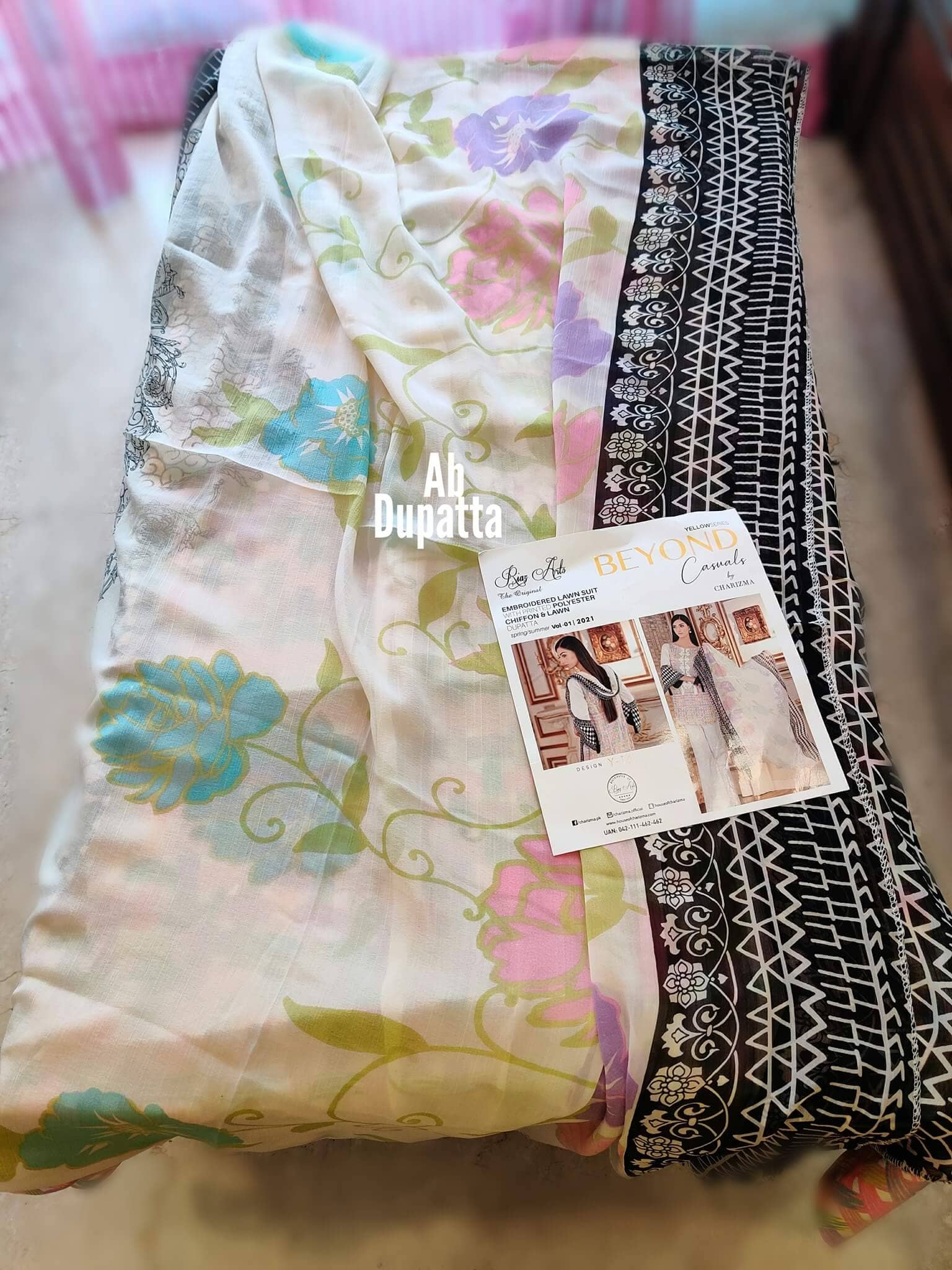 img_open_pics_charizma_festive_lawn_awwal_boutique