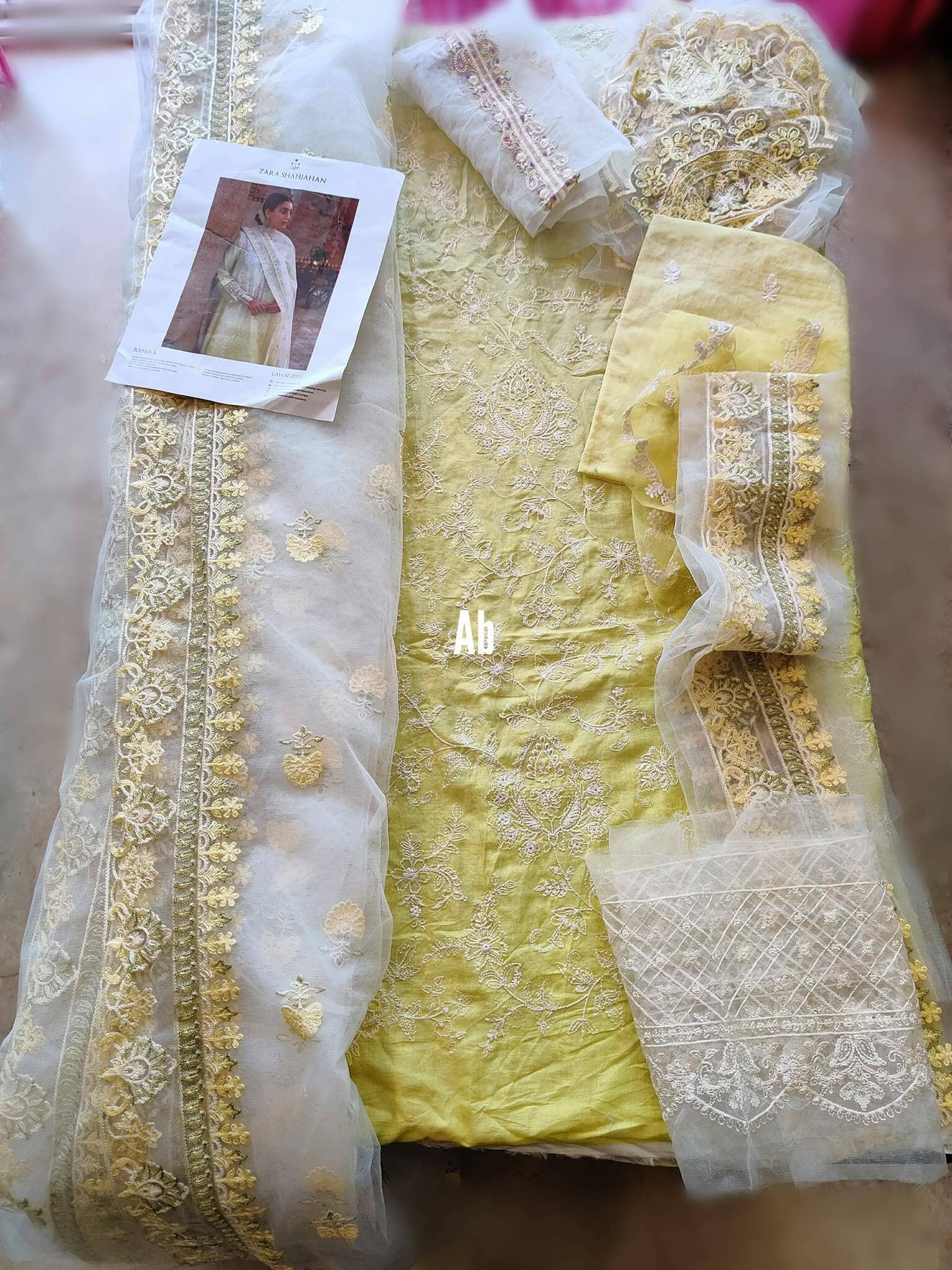 img_open_pics_zara_shahjahan_awwal_boutique