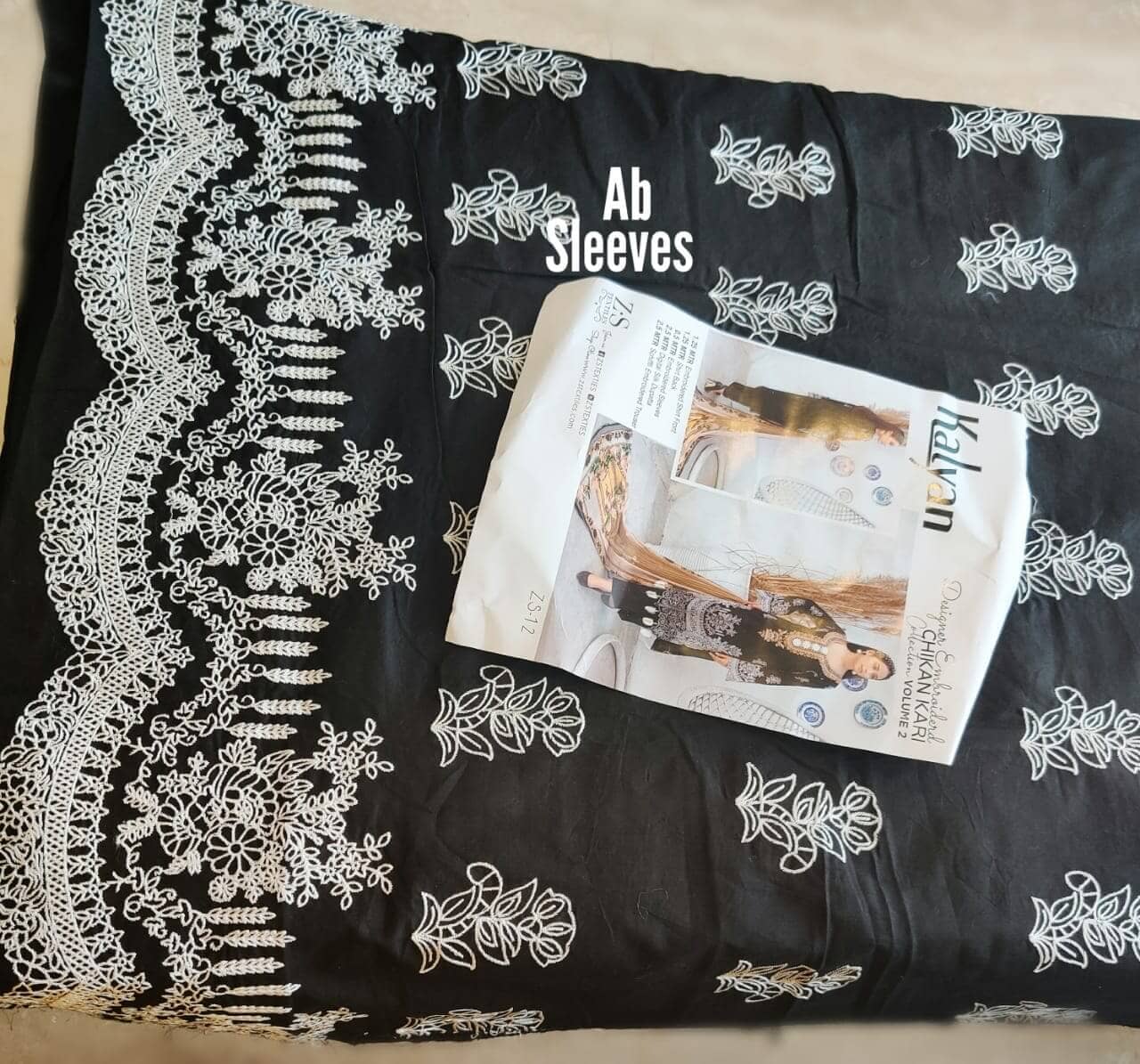 img_open_pics_kalyan_lawn_awwal_boutique