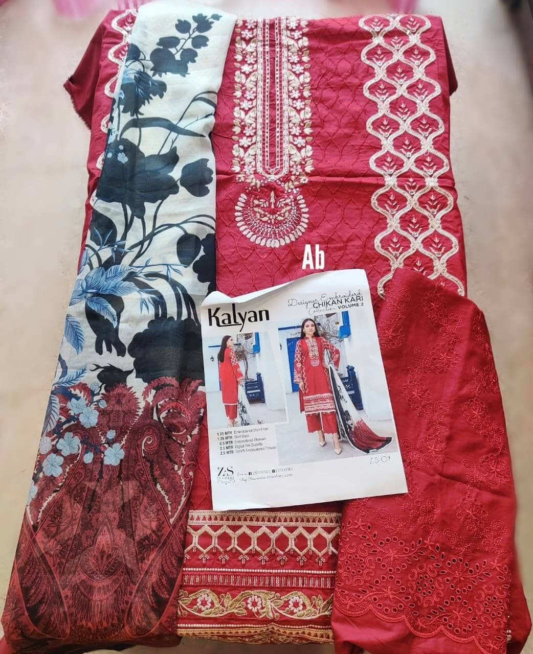 img_open_pics_kalyan_lawn_awwal_boutique