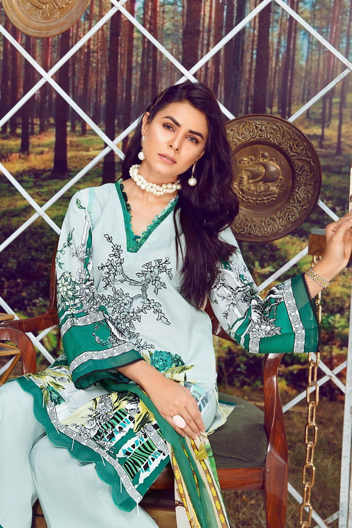 img_gul_ahmed_festive_lawn_collection_awwal_boutique