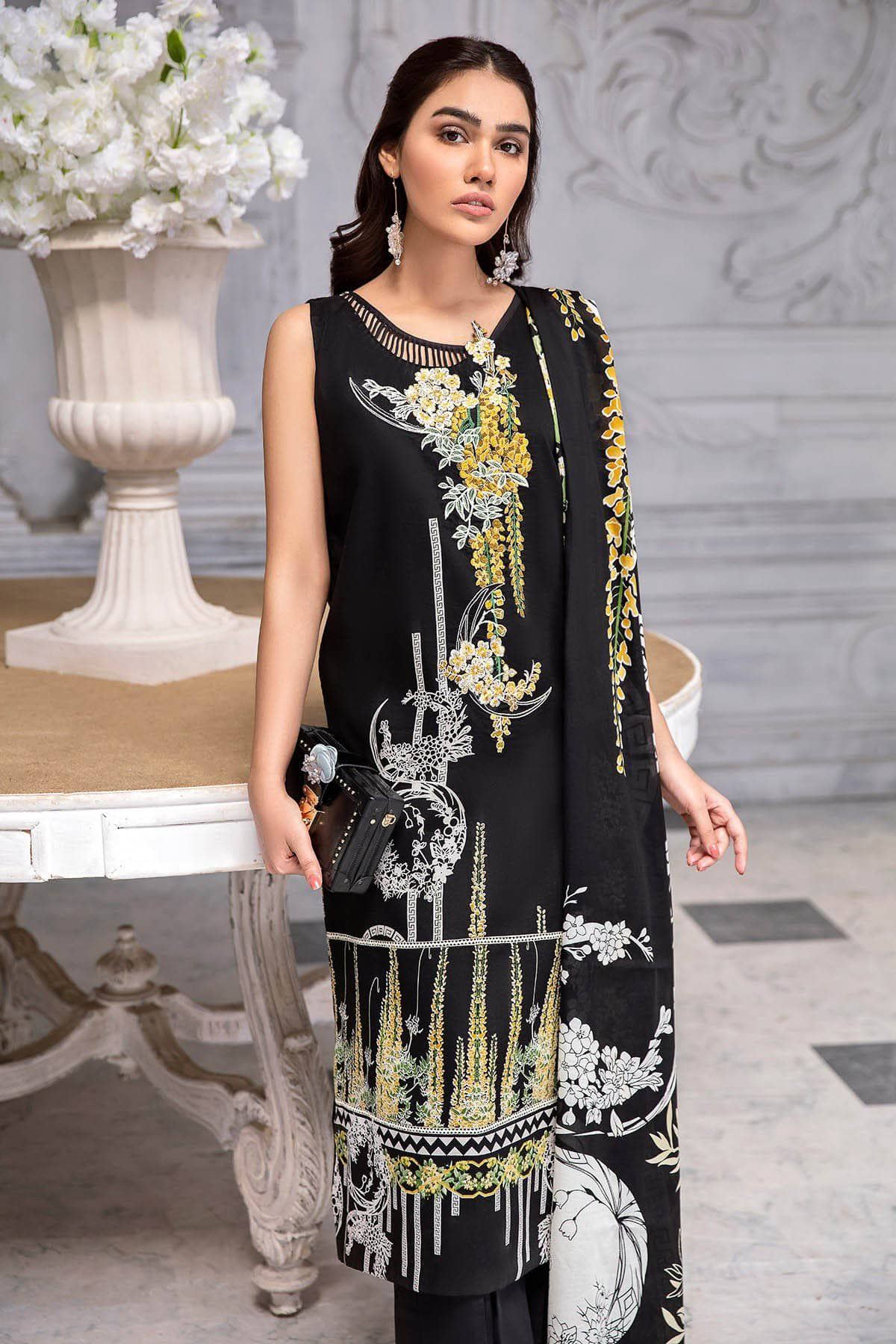 img_jade_urbane_embroidered_lawn_2021_awwal_boutique