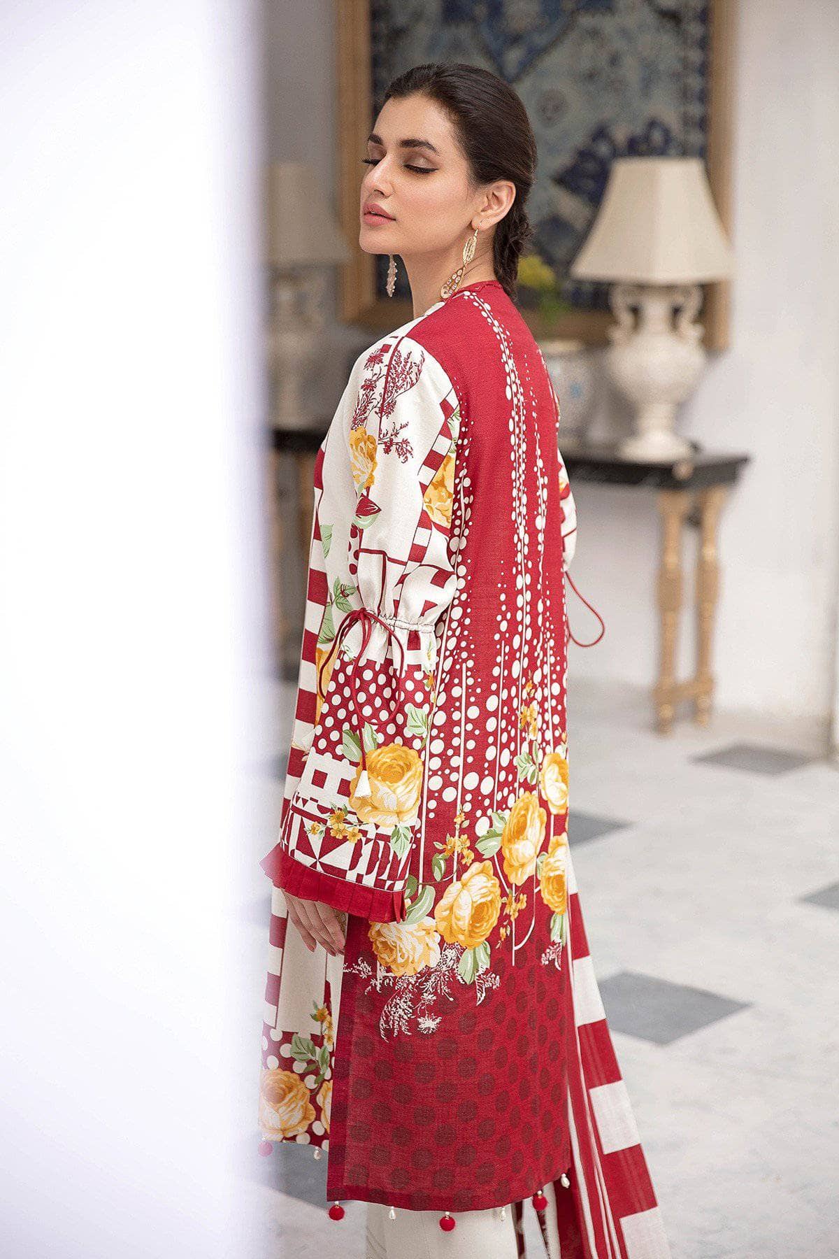img_jade_urbane_embroidered_lawn_2021_awwal_boutique