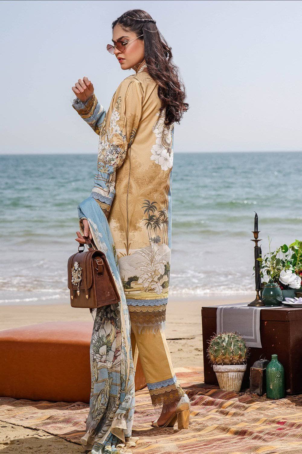 img_jade_urbane_embroidered_lawn_2021_awwal_boutique