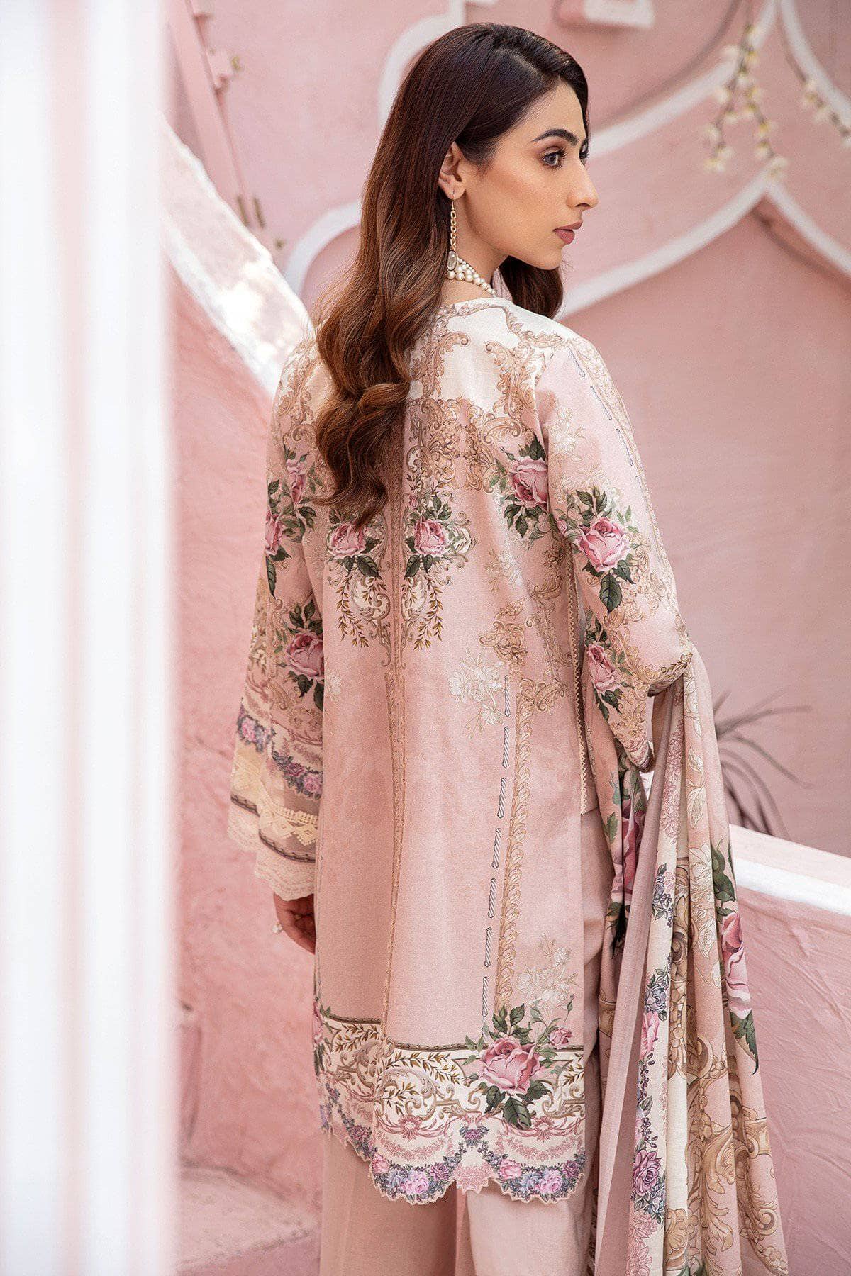 img_jade_urbane_embroidered_lawn_2021_awwal_boutique