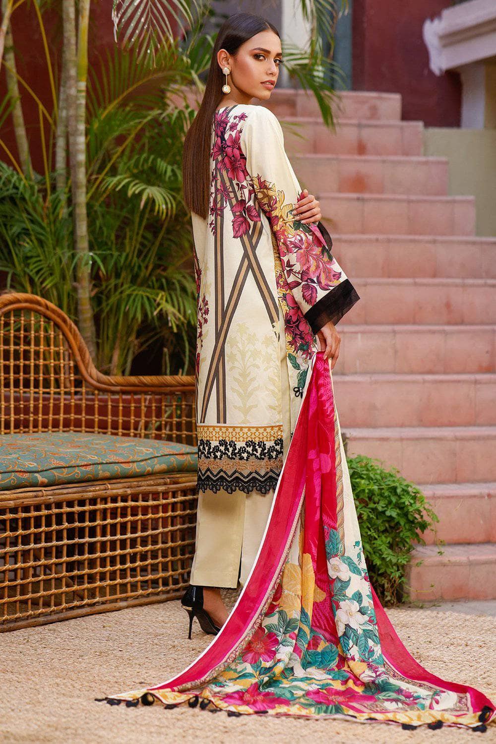 img_jade_ombre_premium_lawn_2021_awwal_boutique