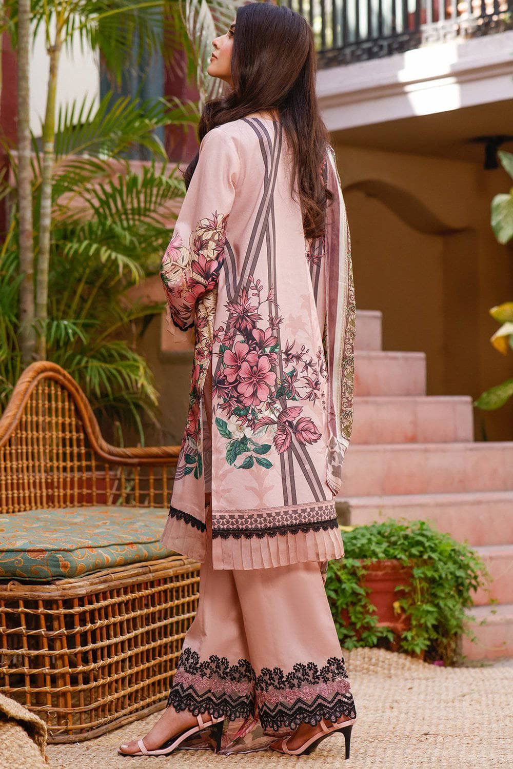 img_jade_ombre_premium_lawn_2021_awwal_boutique