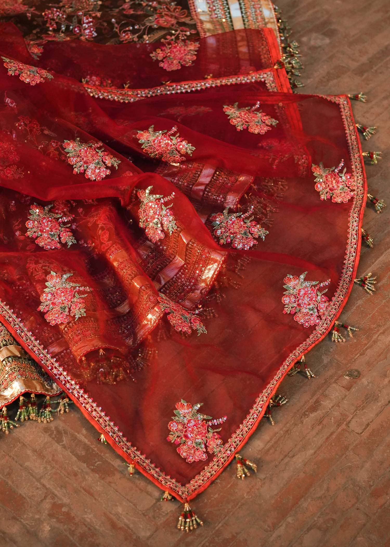 img_tammam_by_hussain_rehar_awwal_boutique