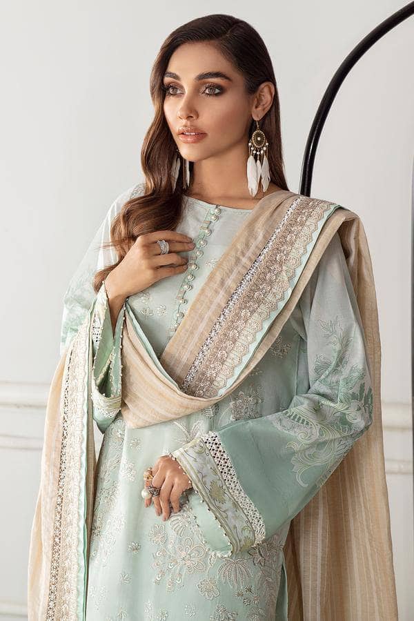 img_baroque_fuchsia_lawn_2021_awwal_boutique