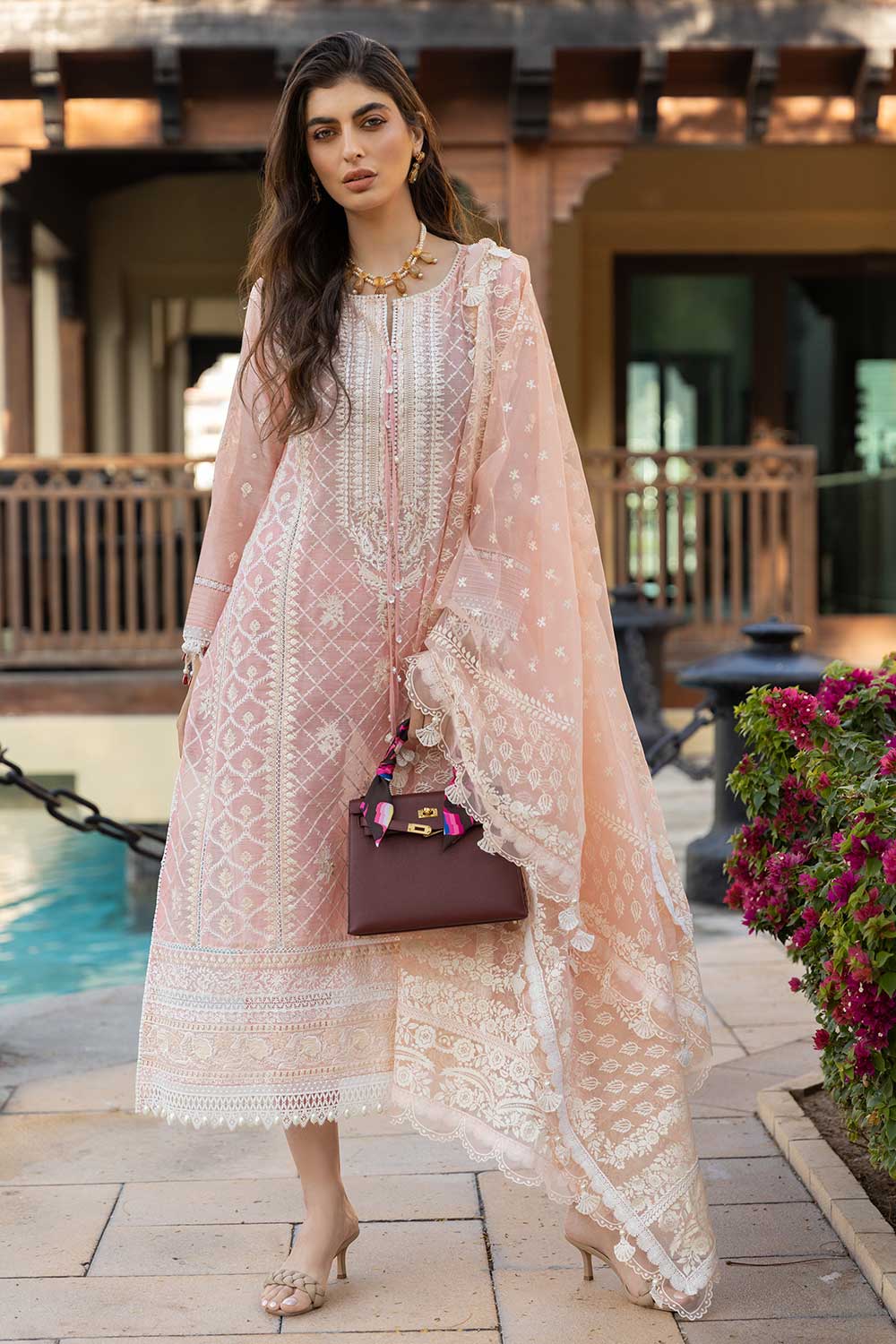 img_sobia_nazir_lawn_22_awwal_boutique