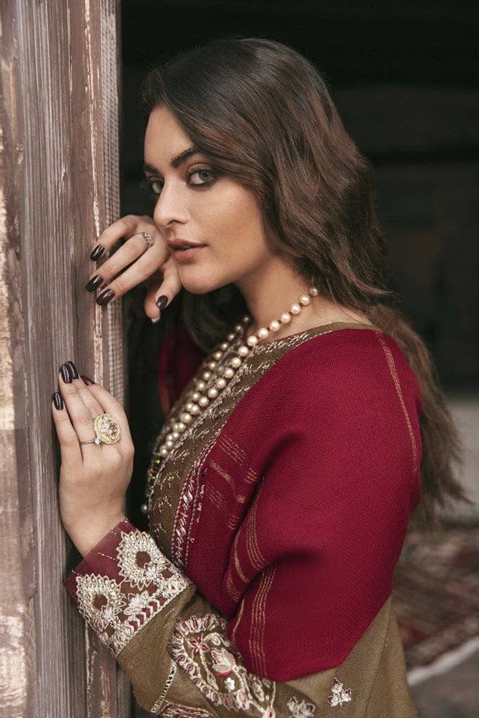 img_qalamkar_luxury_shawl_collection_awwal_boutique