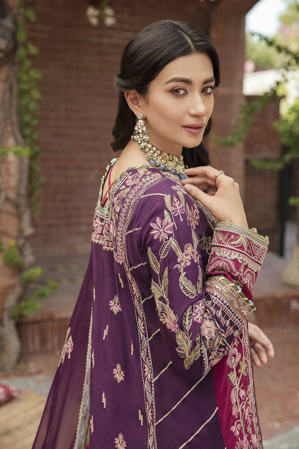 img_afrozeh_ayzel_sangat_awwal_boutique