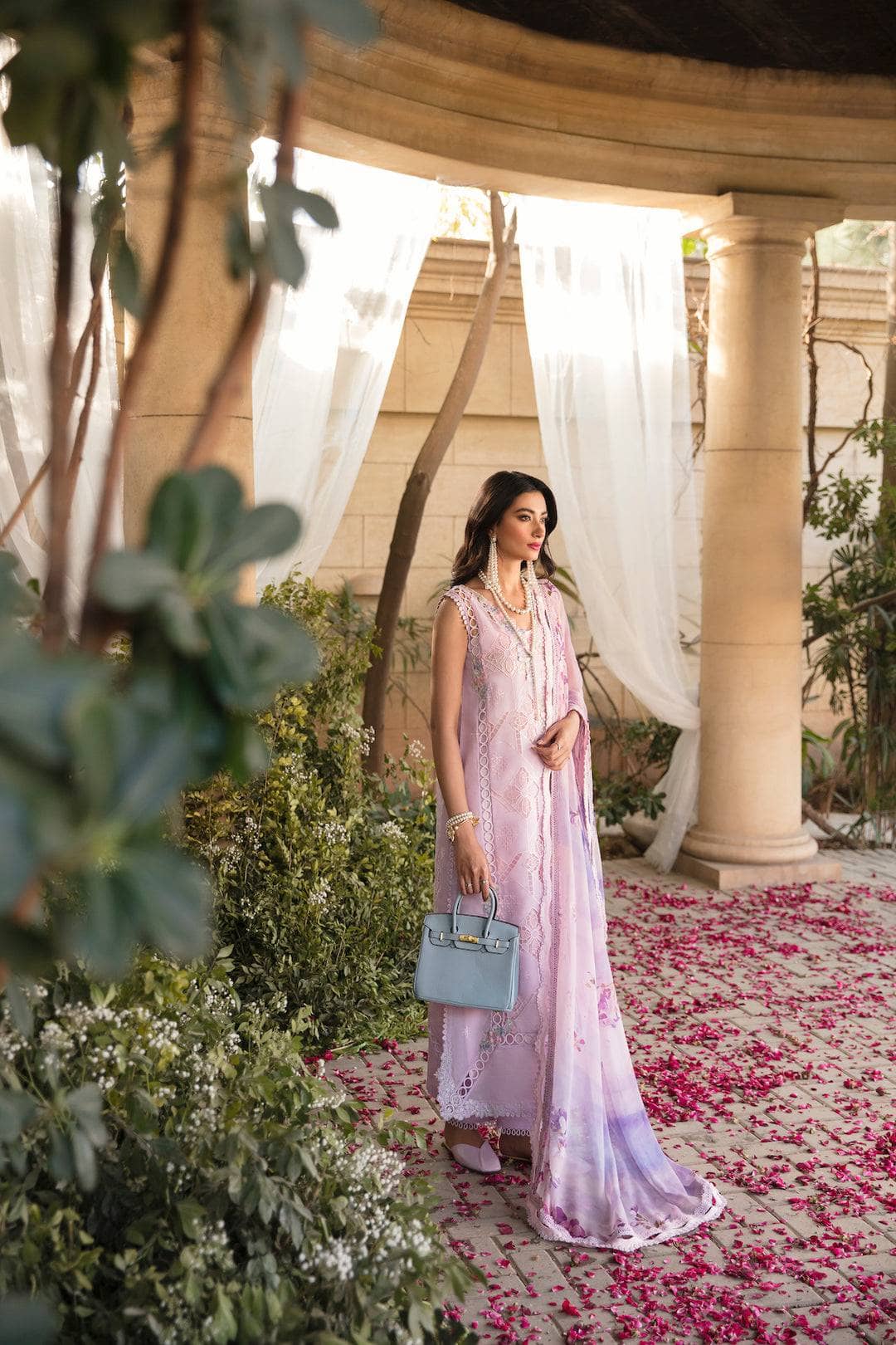 Restocked/Sable V Luxury Lawn/Iris