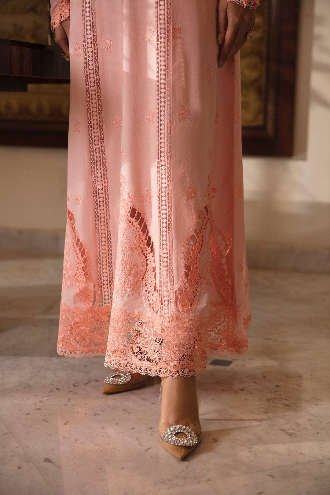 img_sable_v_luxury_lawn_23_awwal_boutique